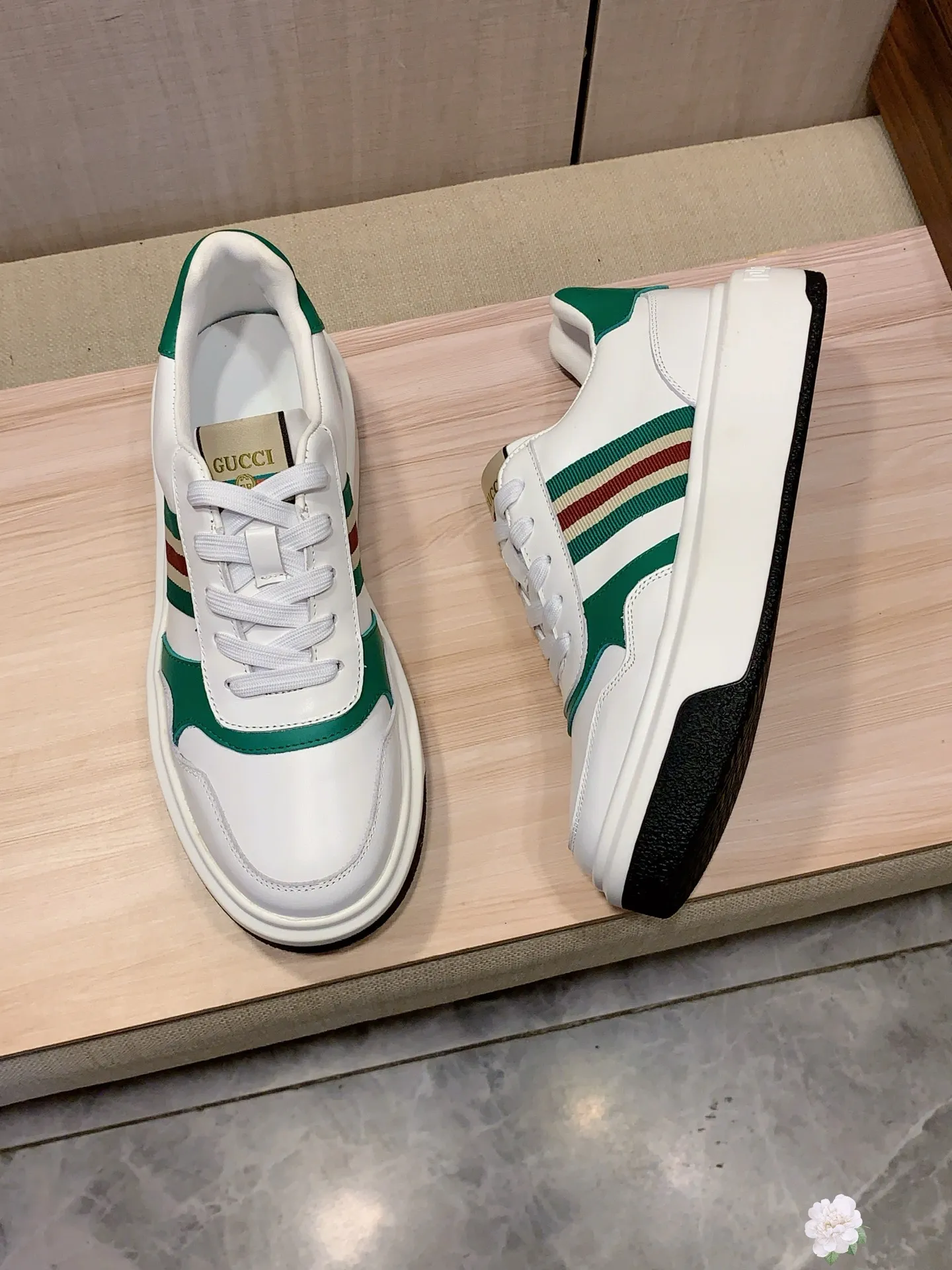 Men's men's shoes💰460💰💰🎩🎩[Lightning][Lightning] "Gucci*" The latest • popular casual shoes, top brand [seduce] luxury ~ purchasing agency, top ~ quality. [Strong] The upper is made of imported breathable cowhide with material ➕ breathable sheepskin feet (•) and fine workmanship. The original stylish and stylish soft rubber wear-resistant and non-slip outsole is light and comfortable on the feet. The real thing looks better when photographed in person. 0127: code: 38-44, 3️⃣ colors selected